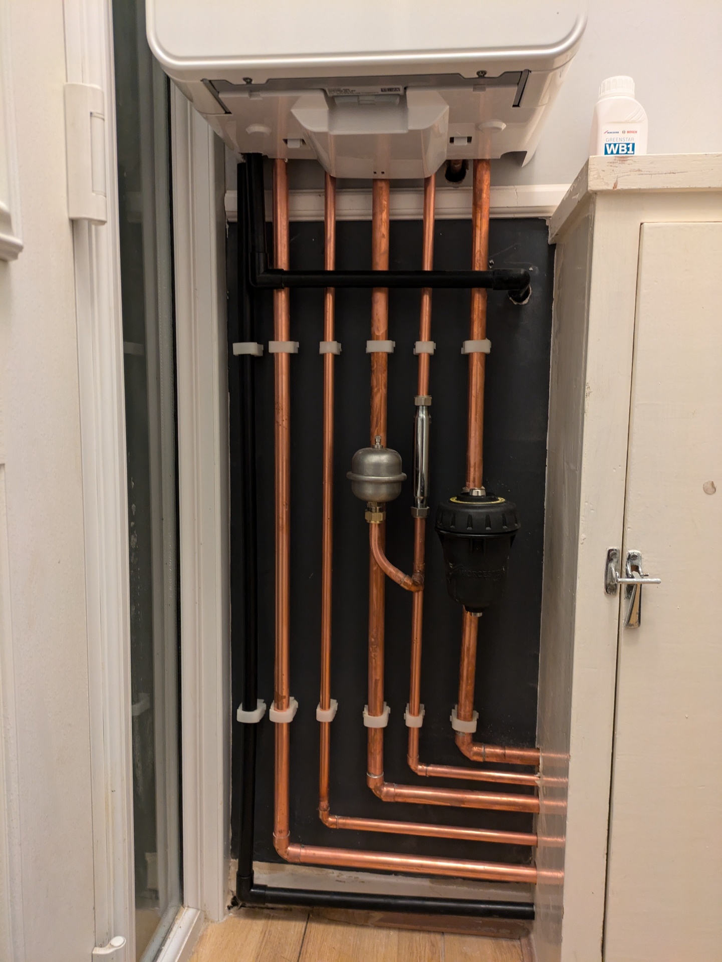 Neat copper pipework on an emergency plumbing repair by GO Plumbing and Heating